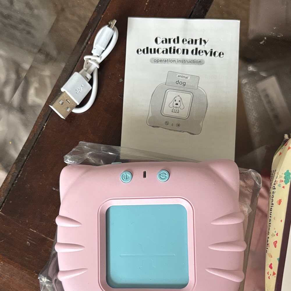 Pink and Blue Card Early Education Device